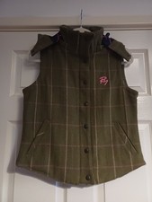 Ladies Size 8 Beautiful