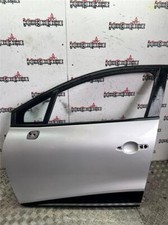 RENAULT CLIO MK4 PASSENGER SIDE FRONT DOOR IN SILVER TED69 2013 TO 2019