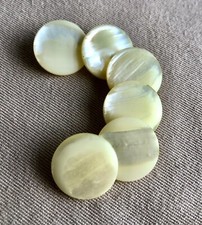 6 Buttons, Yellow Shimmering Stripe, Shank, 18mm, Matching Set