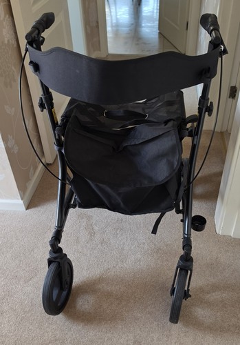 Black wheel rollator walker - black,