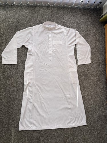 Traditional dishdasha saudi - traditional,