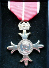 MBE MEMBER OF THE BRITISH EMPIRE FULL SIZE MEDAL & RIBBON. REPRODUCTION/COPY