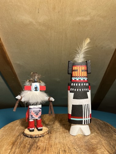 Pair native american - american, hopi