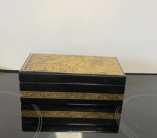 Vintage lacquered mango wood - lacquered,