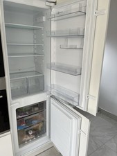 Electrolux Integrated Fridge Freezer LNT6NE18S1