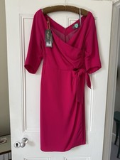 Bombshell Katya Wildman