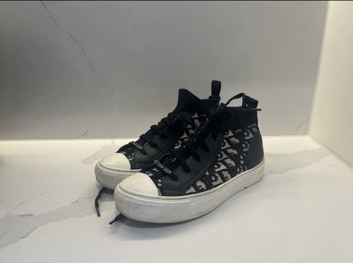 Christian dior walk - christian,