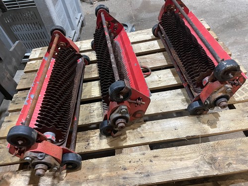 Set model 04416 - 3, 20"