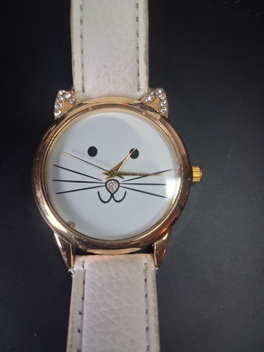 Adorable cat face watch - cat, gold