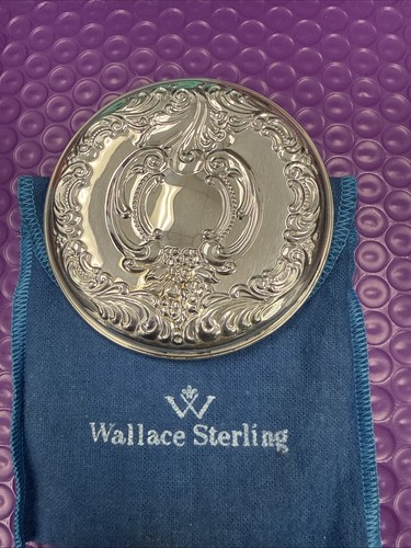 Wallace silversmiths - ❤️,