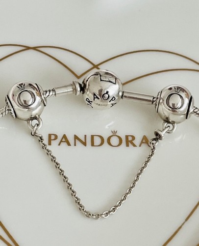 Pandora essence logo - 💜,
