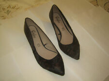 Ladies shoes ‘ Footglove ‘ – size 7.5 wide fit – black / brown – good condition