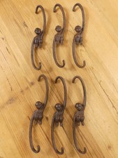 6 LARGE MONKEY HOOKS PLANT