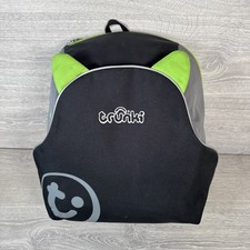 Trunki BoostApak Car Booster Seat Backpack Green Black Kids Travel Bag