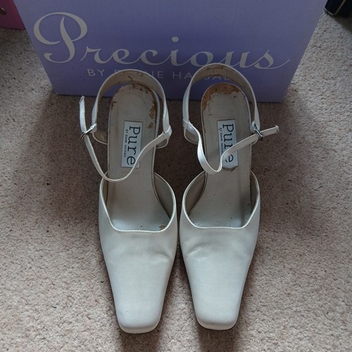 Women ivory duchess - duchess, satin