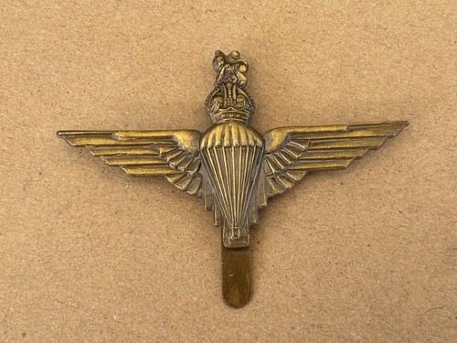 Parachute regiment brass - regiment, cap
