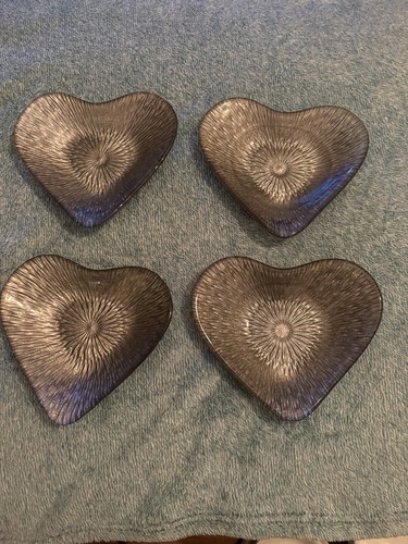 Metallic sparkle glass heart - metallic,