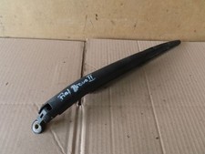 Wiper arm rear rear wiper arm