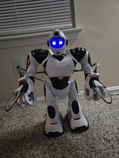WowWee White Robosapien V2- No