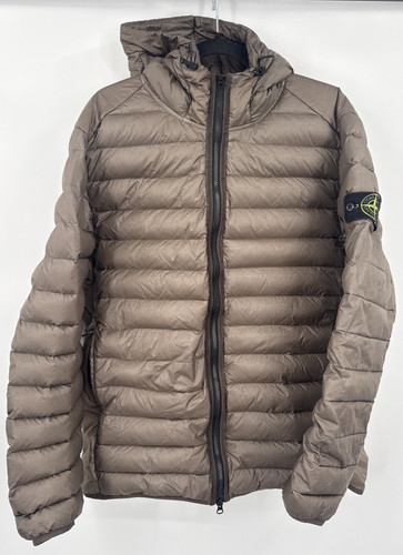 Stone island compass badge - island,