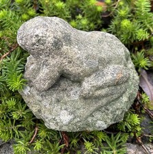 Small Vintage Frog Garden