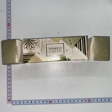 Yankee Candle Cracker Set Of