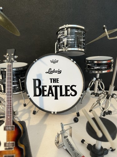 Beatles miniature drums - drums, with