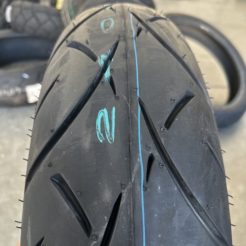 Metzeler 180 65b me888 - 180/65b-16,
