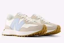 New Balance Women's 327 Shoes