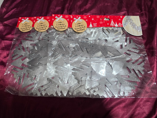 Wilko foil garland new in - foil, (new