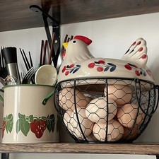 Farmhouse Hen Ceramic Egg