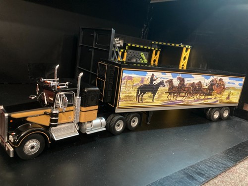 Kenworth w925 semi smokey - kenworth, &