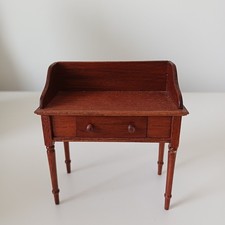 D R Brown Handcrafted