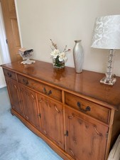 Beautiful Vintage Solid