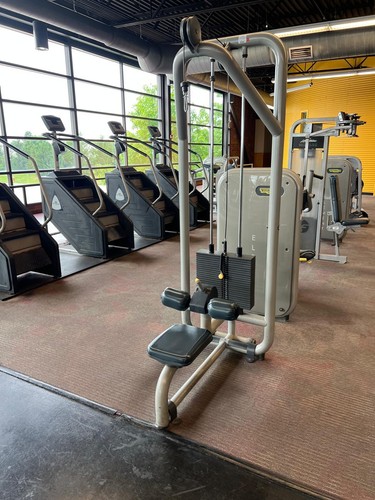 Technogym element lat - technogym,