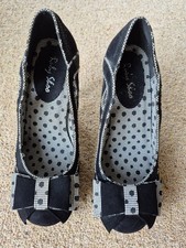 Ruby Shoo Size 5 Black & White