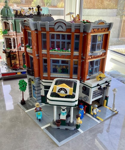 Lego 10264 corner garage - lego,