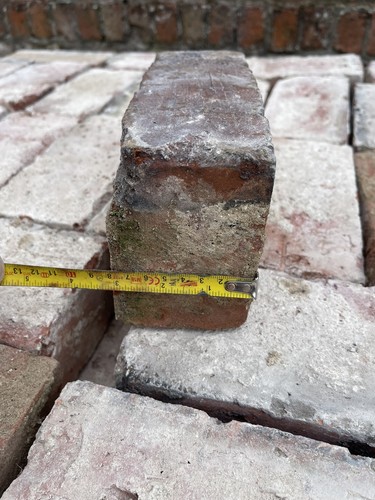 Reclaimed bricks wire - bricks,
