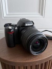 Nikon D40 DSLR Camera AF-S DX