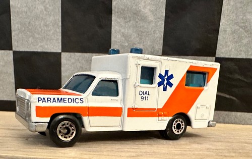 Matchbox ambulance - matchbox,