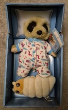 Baby Oleg Compare the Meerkat