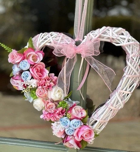 Unique wicker heart - unique,