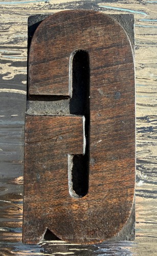 Letter vintage printers - -,