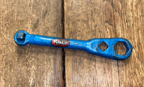 Melco gearbox sump key axle - melco,