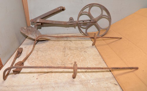 Antique garden cultivator - , 2