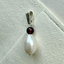 Freshwater Pearl And Garnet