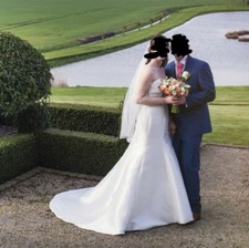 Stunning Charlotte Balbier wedding dress size 10 immaculate 