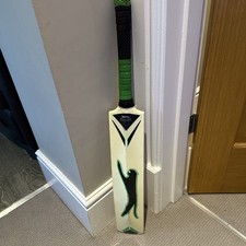 Slazenger V600 Cricket Bat -