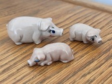 Set of 3 Wade Happy Families