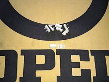 Vauxhall Ascona C Headlight Lower 2 x Clips Clip 1216904 90123504